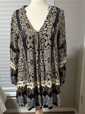 Boho Paisley V-Neck Tunic Dress in Navy and Cream